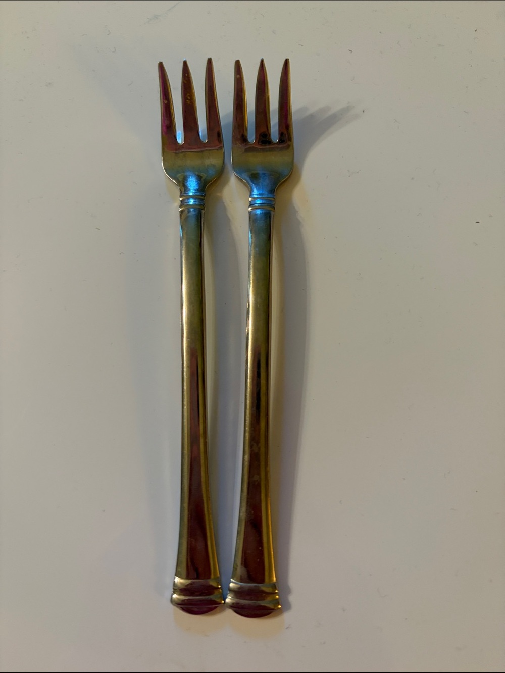 Towle Classique Bands 18/8 glossy stainless flatware set of 2 seafood forks VGUC